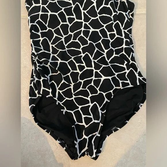 Michael Kors One Shoulder One Piece Swimsuit - Size 10 - Picture 6 of 9